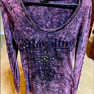 Wow!  Comfortable classic tee!